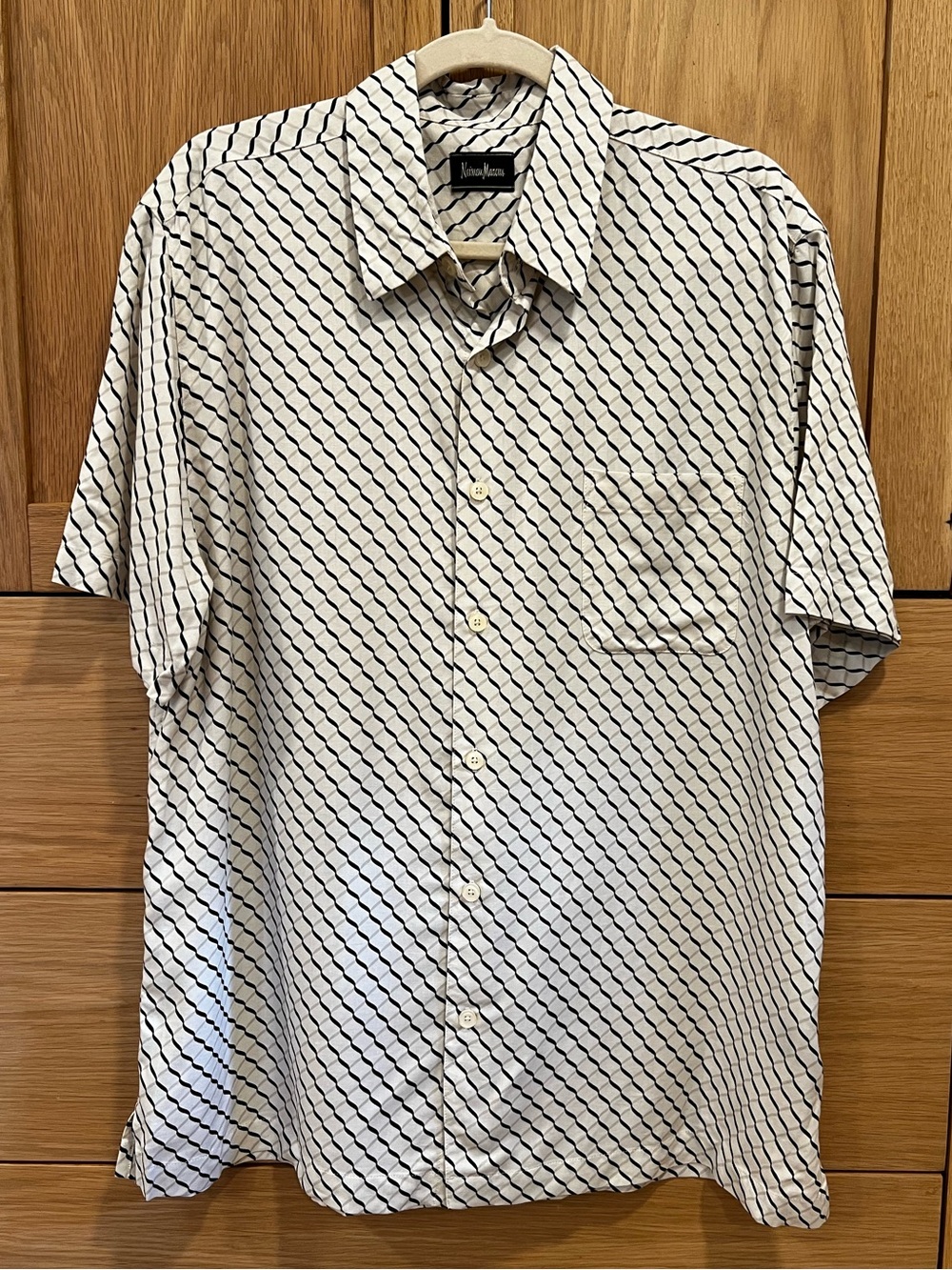 Neiman Marcus Silk Blend Short Sleeve Shirt Black Geometric Pattern Size Large